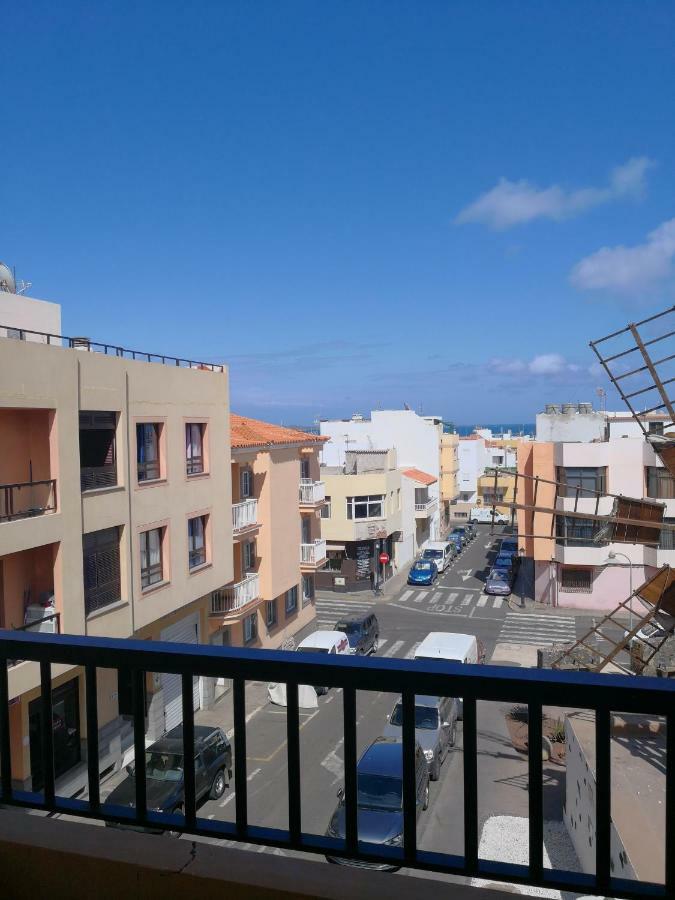 Calle Eusebio Carballo Estevez Corralejo Exteriör bild